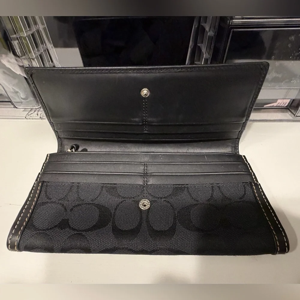 Coach Black Signature Clutch - Picture 4 of 7